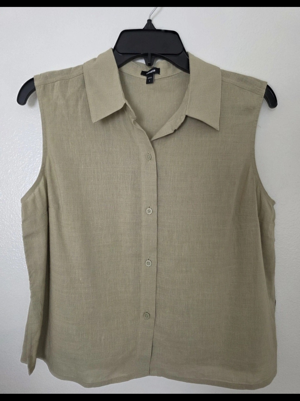 Express Sleeveless Button-Down Collared Top - Sage/Taupe